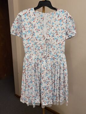 Girls' White Floral Tie-Front Dress
